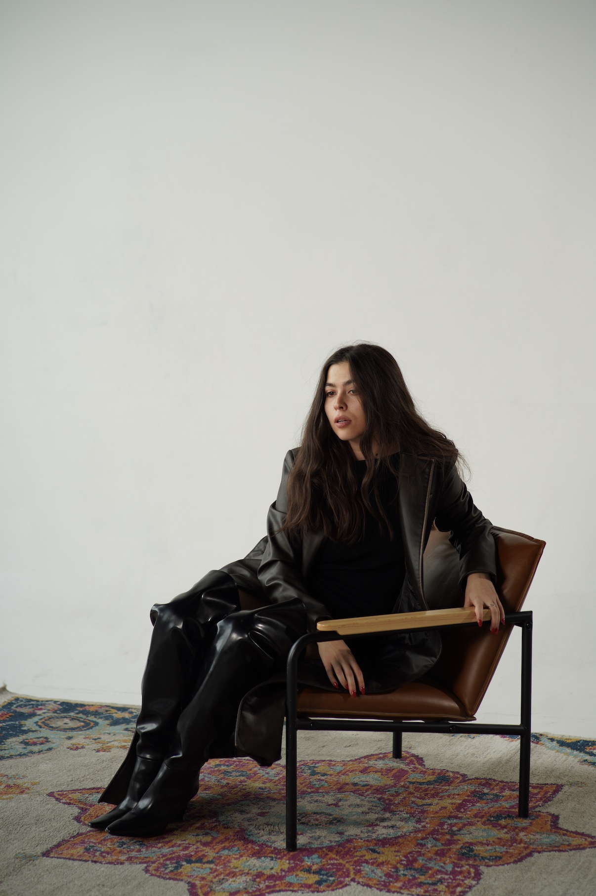 Marie Nives leather chair